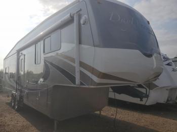  Salvage Ceda 5th Wheel