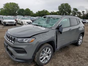  Salvage Jeep Compass