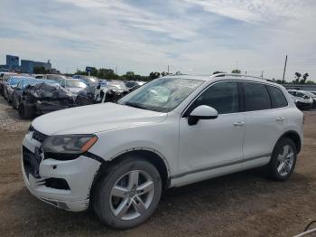  Salvage Volkswagen Touareg