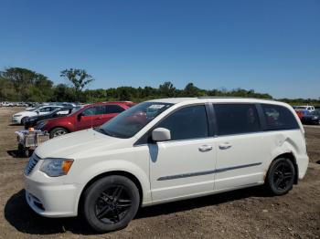  Salvage Chrysler Minivan