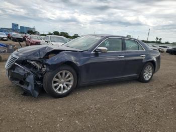  Salvage Chrysler 300