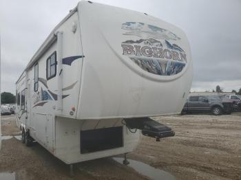  Salvage Bigh 5th Wheel