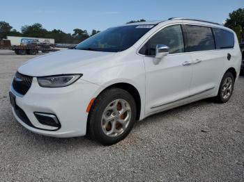  Salvage Chrysler Pacifica