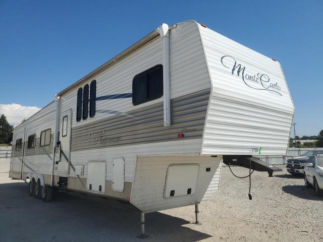  Salvage Rec 5th Wheel