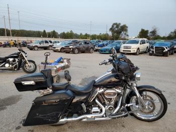  Salvage Harley-Davidson Fl