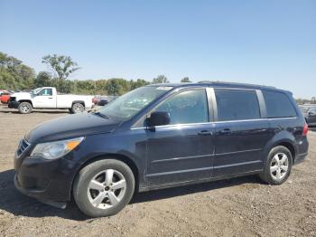  Salvage Volkswagen Routan