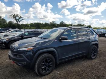  Salvage Jeep Cherokee