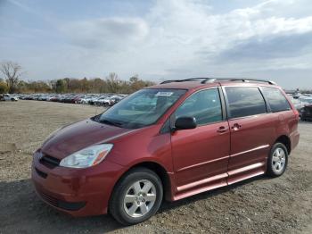  Salvage Toyota Sienna