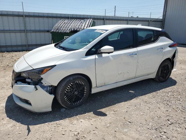  Salvage Nissan LEAF