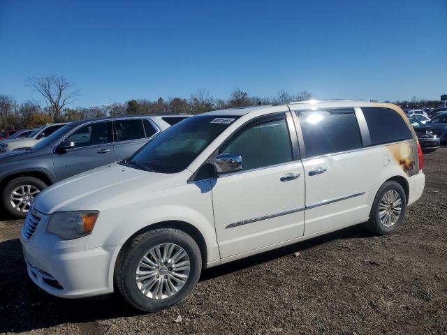  Salvage Chrysler Minivan