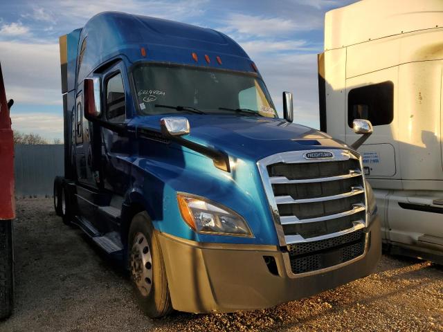  Salvage Freightliner Cascadia 1