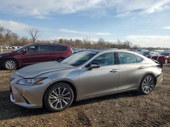  Salvage Lexus Es