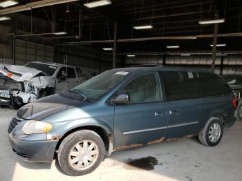  Salvage Chrysler Minivan