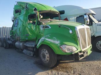  Salvage Kenworth Constructi