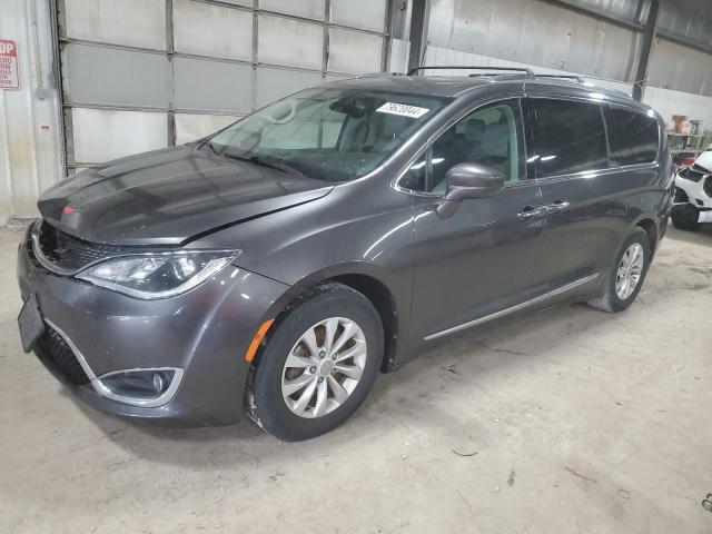  Salvage Chrysler Pacifica