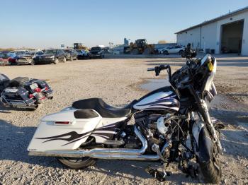  Salvage Harley-Davidson Fl