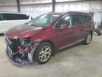  Salvage Chrysler Pacifica