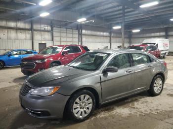  Salvage Chrysler 200