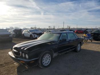  Salvage Jaguar Xj8