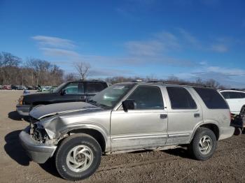  Salvage Chevrolet Blazer