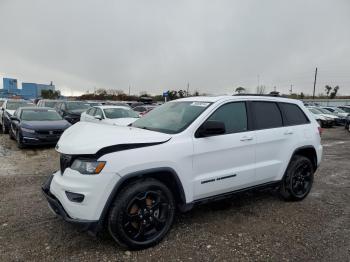  Salvage Jeep Grand Cherokee