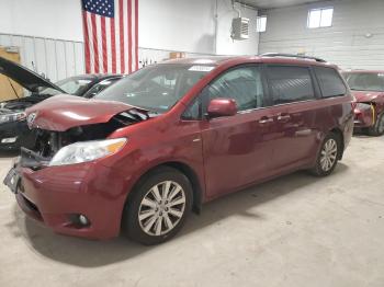  Salvage Toyota Sienna