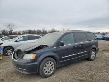  Salvage Chrysler Minivan