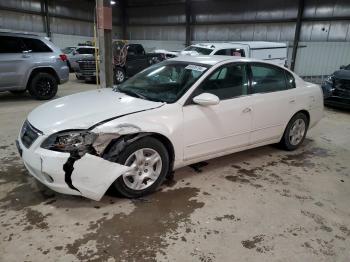  Salvage Nissan Altima