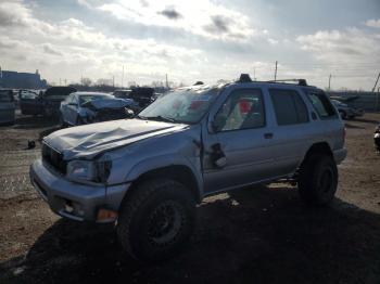  Salvage Nissan Pathfinder