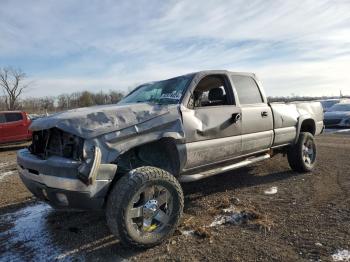  Salvage Chevrolet Silverado 2500