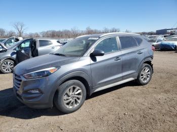  Salvage Hyundai TUCSON