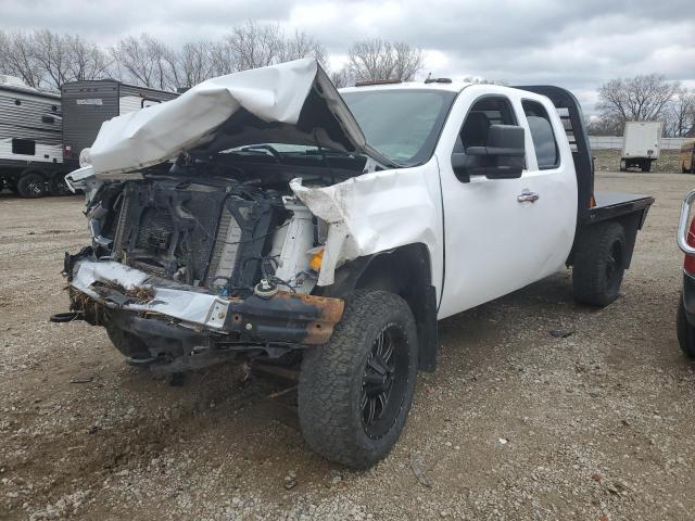  Salvage Chevrolet Silverado 2500