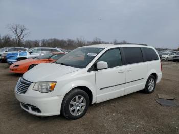  Salvage Chrysler Minivan