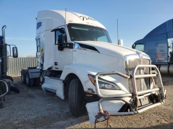  Salvage Kenworth T680