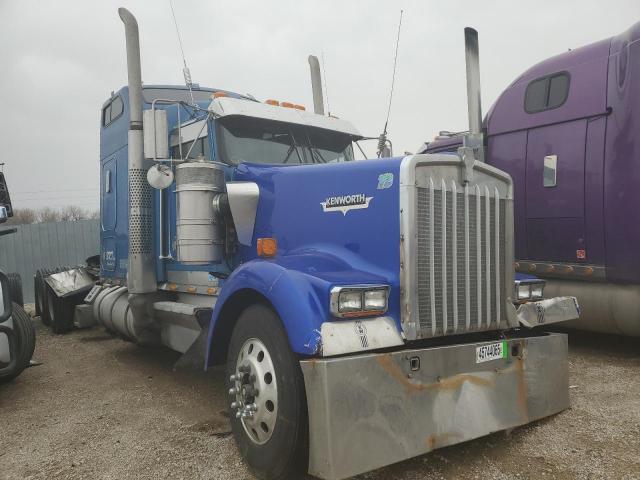  Salvage Kenworth W900