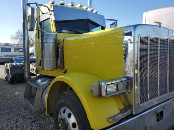  Salvage Peterbilt 379