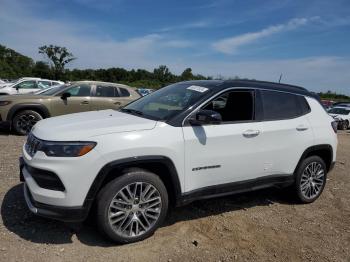  Salvage Jeep Compass