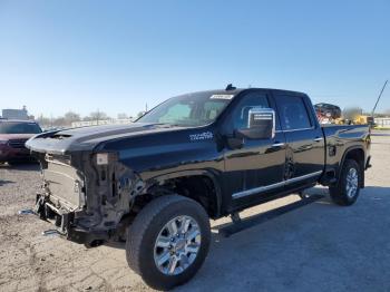  Salvage Chevrolet Silverado 2500