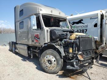  Salvage Volvo Vnl