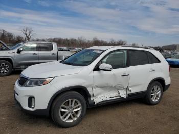  Salvage Kia Sorento