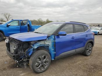  Salvage Kia Seltos