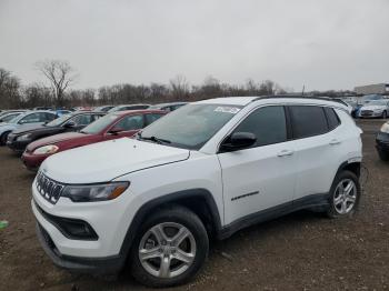  Salvage Jeep Compass