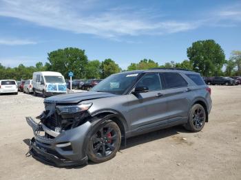  Salvage Ford Explorer