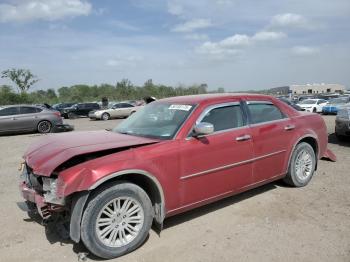  Salvage Chrysler 300