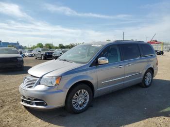  Salvage Chrysler Minivan