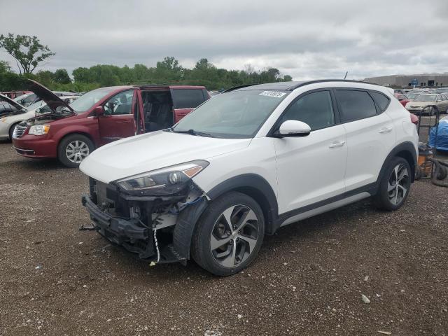  Salvage Hyundai TUCSON
