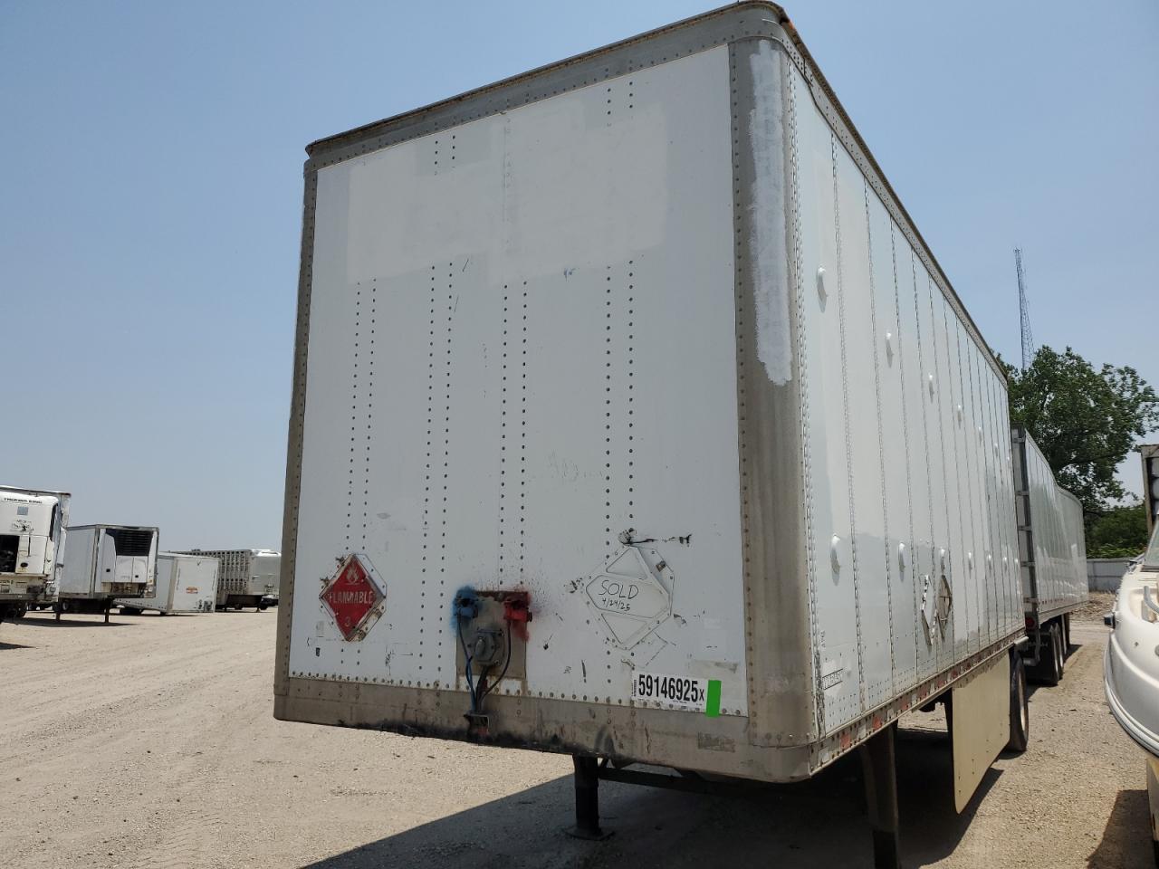 Wabash 28 Trailer Image 3