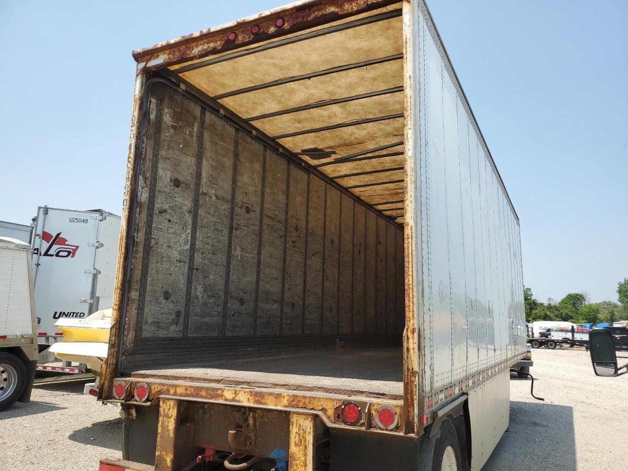 Wabash 28 Trailer Image 2