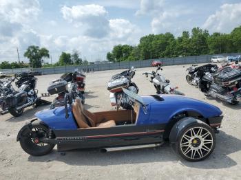  Salvage Vand Autocycle