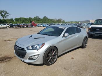  Salvage Hyundai Genesis